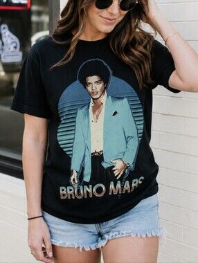 Bruno Mars Graphic Band T-Shirt Black Size S 100% Cotton Concert Music Tee